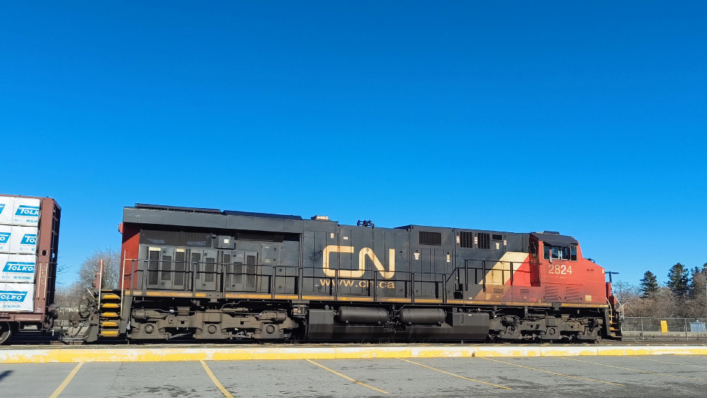 CN 2824